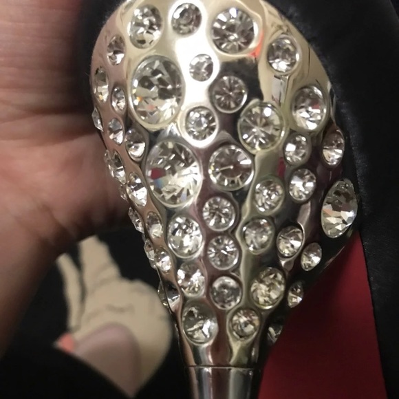 Paris Hilton Black satin rhinestone high heel shoe - Picture 4 of 9